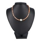 Potátó, színezett, narancs színű tenyésztett gyöngy nyaklánc, kerek gyöngyházzal 40 cm